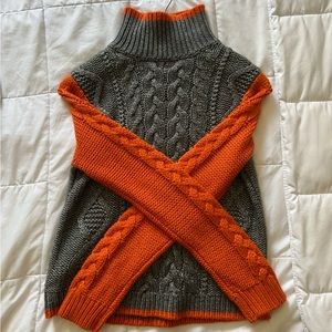 525 America Turtleneck